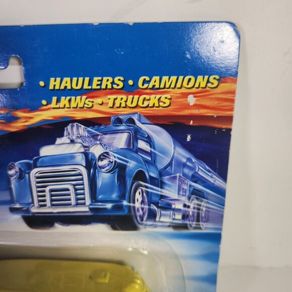 Hot Wheels Haulers Yellow Bus Vintage 2000 Camp Hot Wheels 89303 Mattel - Picture 2 of 5